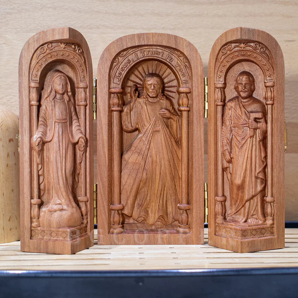 Hand-carved Portable Church - Mini Christian Triptych Altar - mokarve