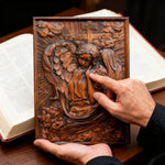 🌟 Archangel Chamuel Wood Carving – Angel of Peaceful Relationships 🌟 - design detail