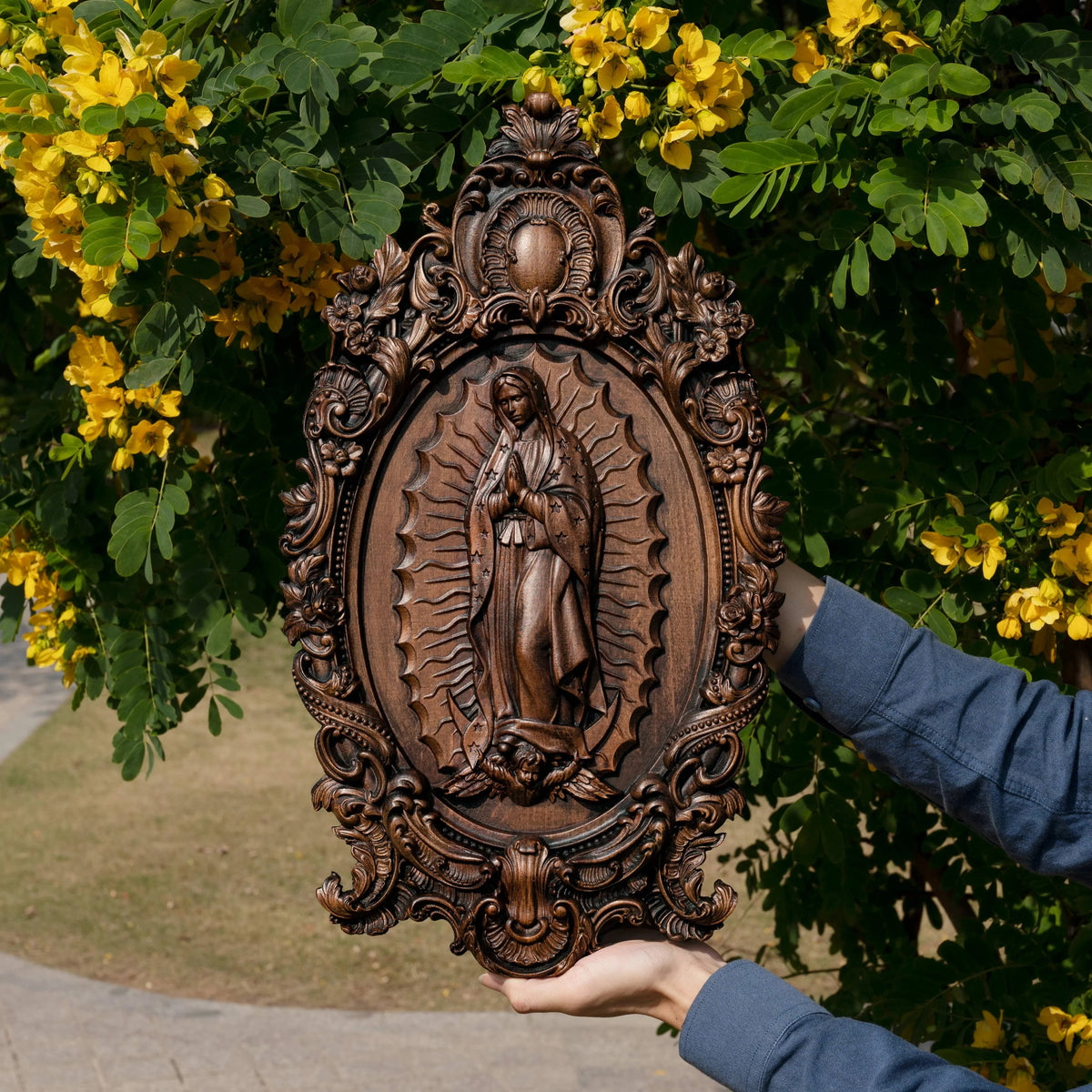 2023 New Religious gift with rich details of the wooden statue of Our Lady of Guadalupe - mokarve